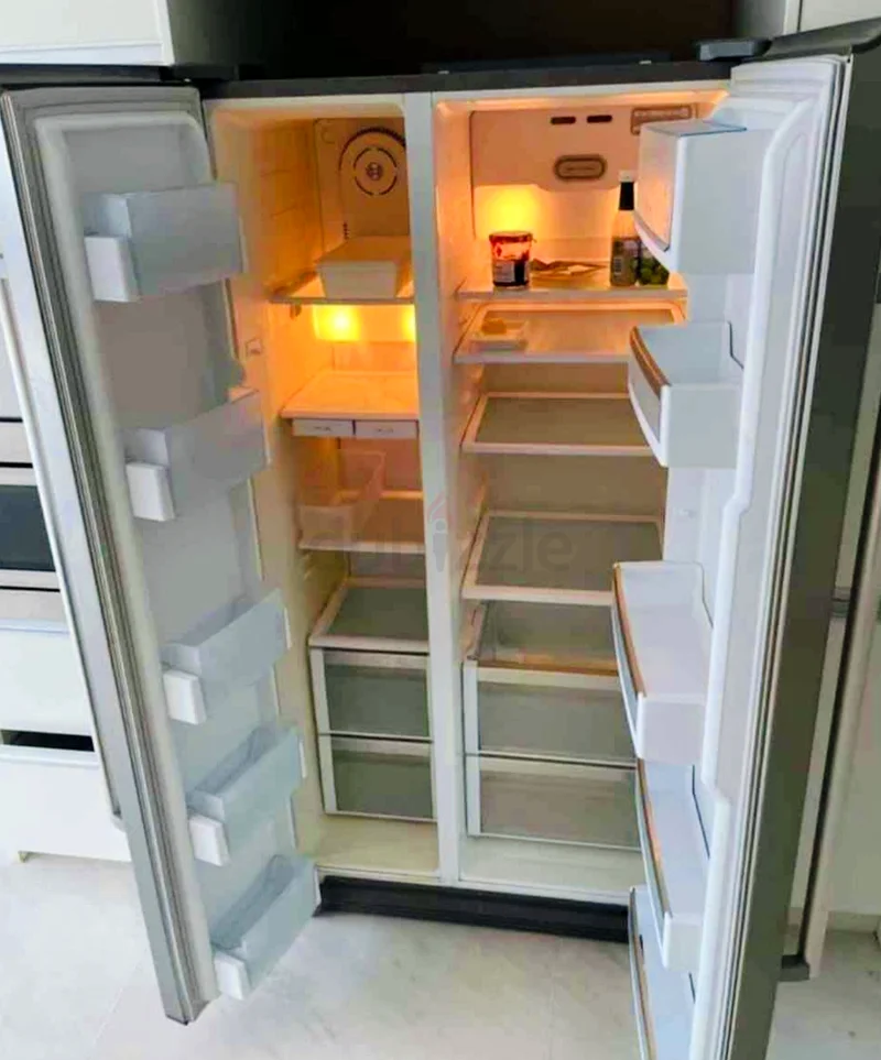Bosch Premium Side-by-Side Refrigerator with Smart Cooling63167582980609111
