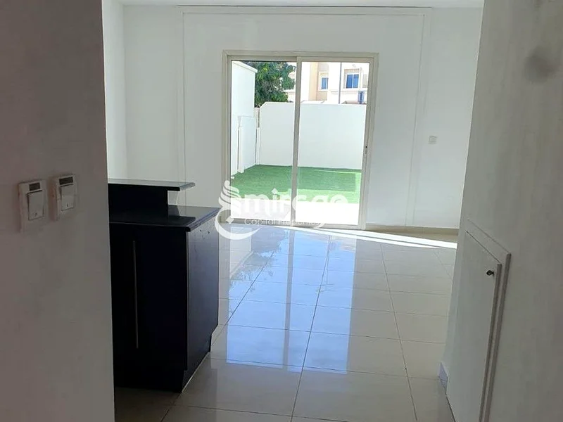 Modern Layout | 2BR TH | Prime Location63165700093570111