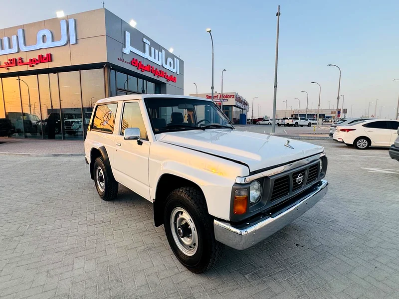Nissan Safari Gulf capsule model 1993632287866750731111