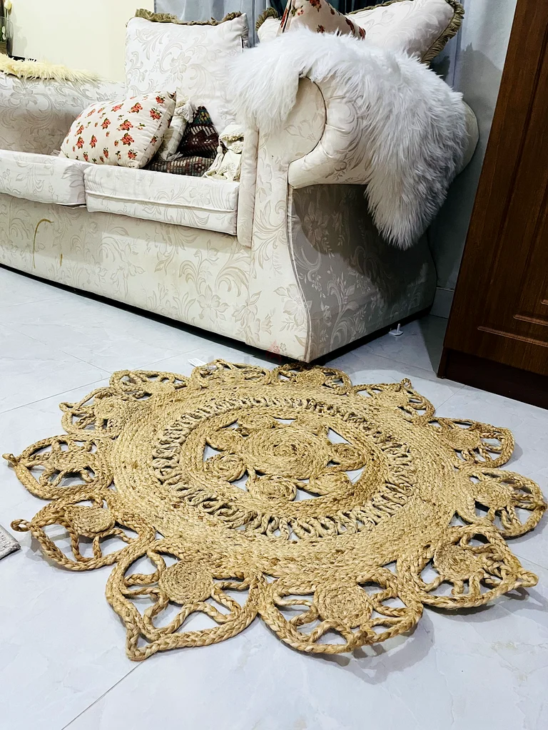 Elegant Handwoven Round Jute Rug - Perfect for Any Space63184726235777111