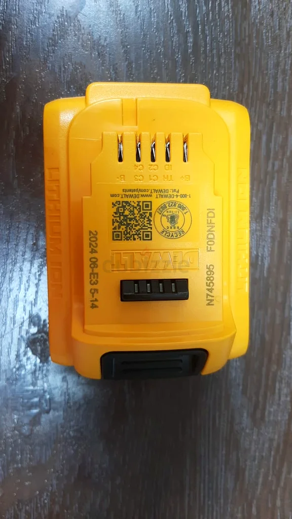 Dewalt Battery 20V Max XR 5Ah (DCB205)632607541900831116