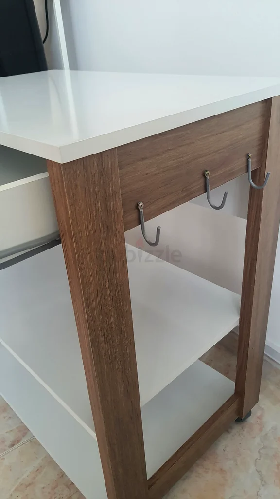 Kitchen table63219824785794112