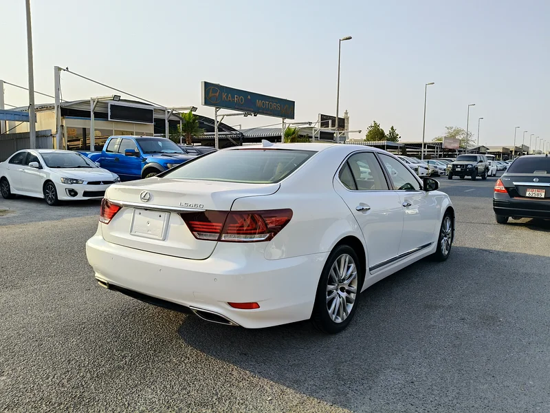 LEXUS LS460 2016 MODEL WHITE COLOR.  VCC CASTOM PAPER. 149K ONLY.63226216102657113