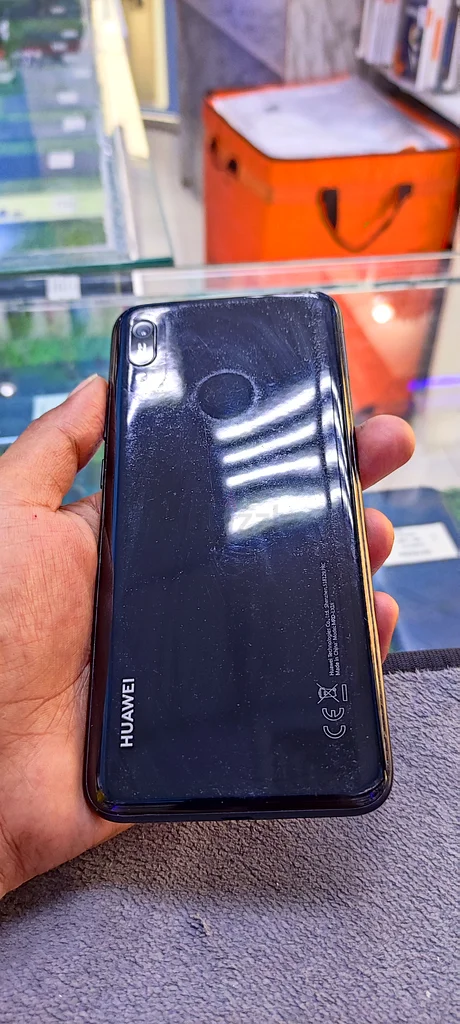 Huawei, y6 prime 2019, 3gb ram, 64gb storage, physical dual sim63216357564289113