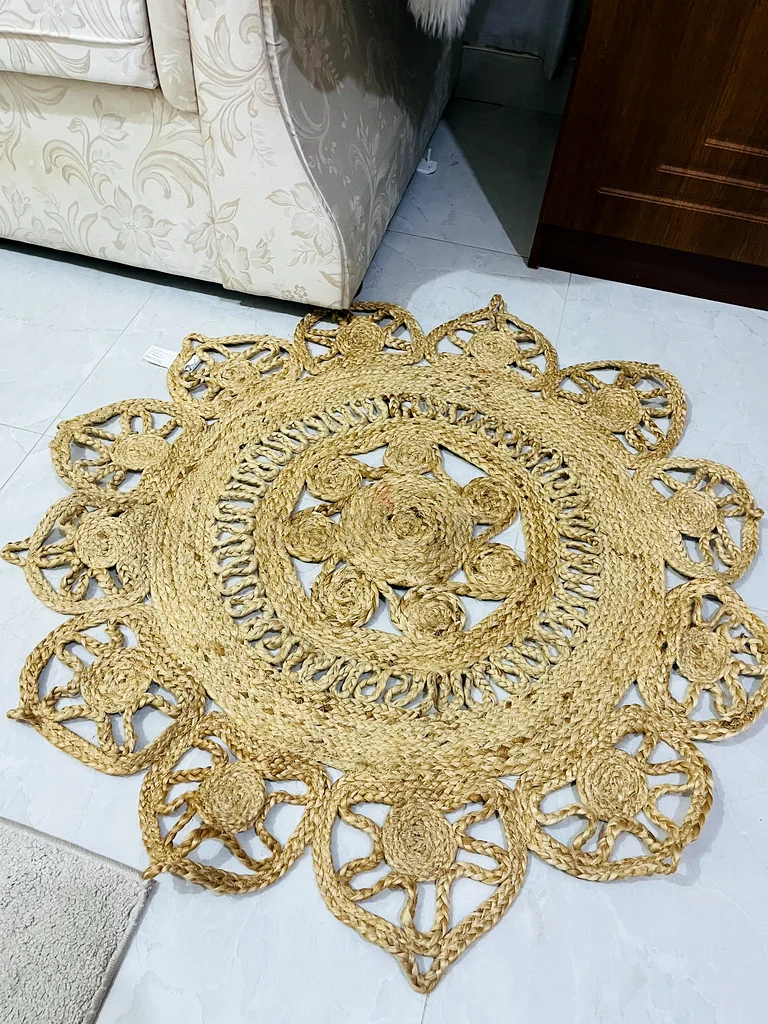 Elegant Handwoven Round Jute Rug - Perfect for Any Space63184726235777112