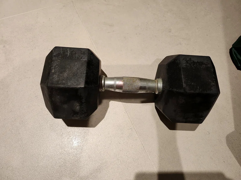 Exercise and Weight lifting.63242690982401112