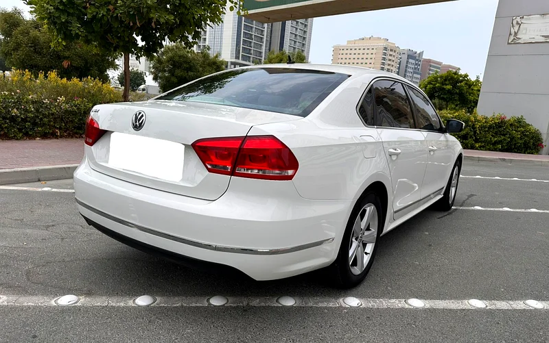 VW Passat 2015 Top option 2.5L / GCC Specs63135977302787113