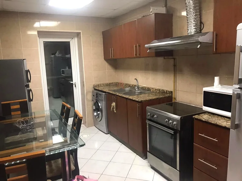 Bed space near Internet City Metro – All Inclusive63315271356675114
