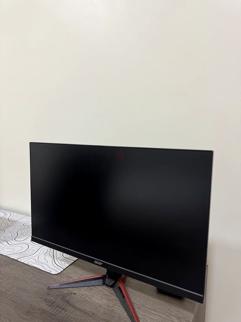 شاشة ألعاب أيسر من نوع IPS بدقة 1080 بكسل وبمعدل تحديث 60 هرتز وسرعة استجابة 1 ميلي ثانية63256598587907110