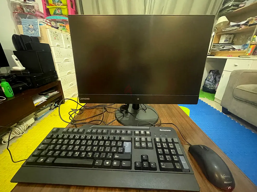 LENOVO ALL IN ONE PC V510Z 23’ i7 FHD 16GB RAM 256GB SSD WIN 11 PRO.