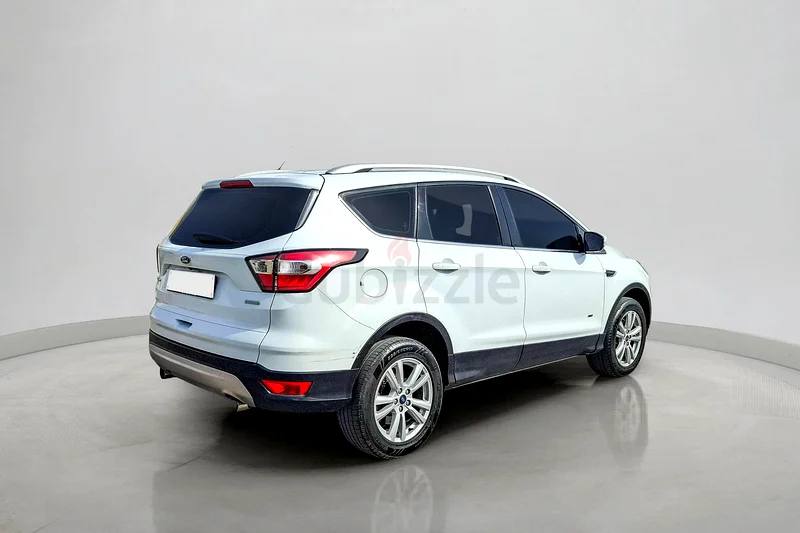 2019 فورد إسكيب SE 2.0 لتر | مواصفات دول مجلس التعاون الخليجي63231638927618111