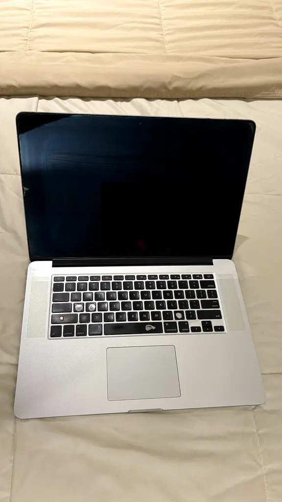 Apple MacBook Pro Core i7 2.5 GHz63255535667457110