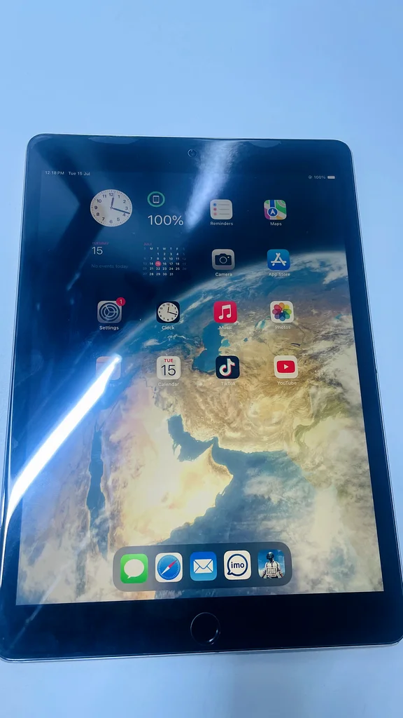 Apple iPad - Sleek and Powerful Tablet for Sale!63184727618306113