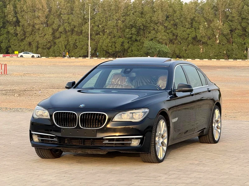 BMW 750Li 2013 gcc full option63142584058883111