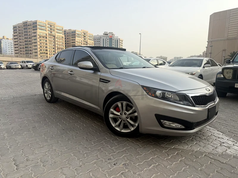 Kia Optima EX Panoramic low mileage63170837430401112