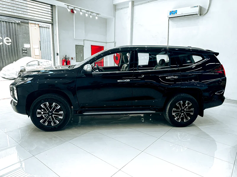 2020 Mitsubishi Montero Sport GLS 4WD Top Line 3.0L V6 // EMI Starting from 1,175 AED63224310740611113