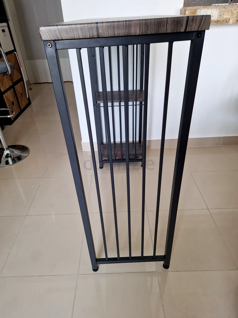 For Sale in Dubai — Stylish Bar Furniture Set (Used, Excellent Condition)63216347275393114