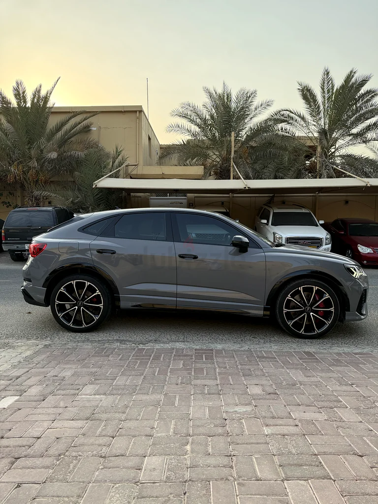 Audi RSQ363227251143553113