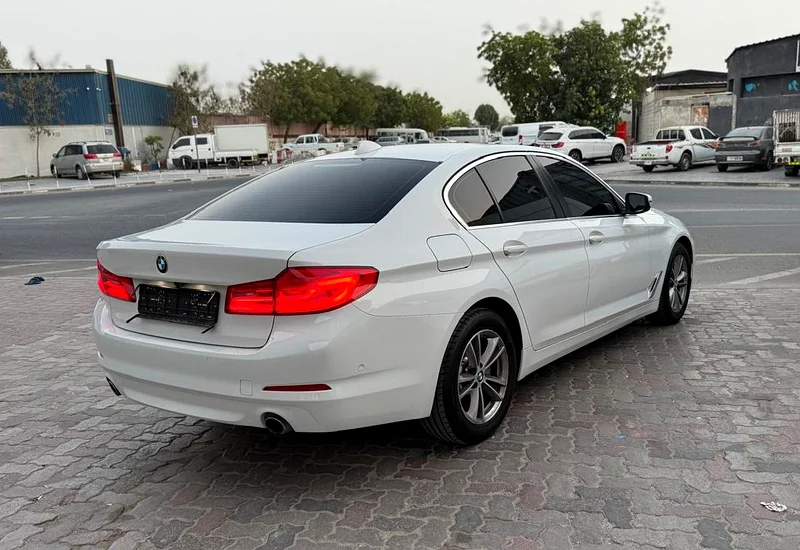 بي إم دبليو 520 آي 2020 مواصفات دول مجلس التعاون الخليجي63232620104451113
