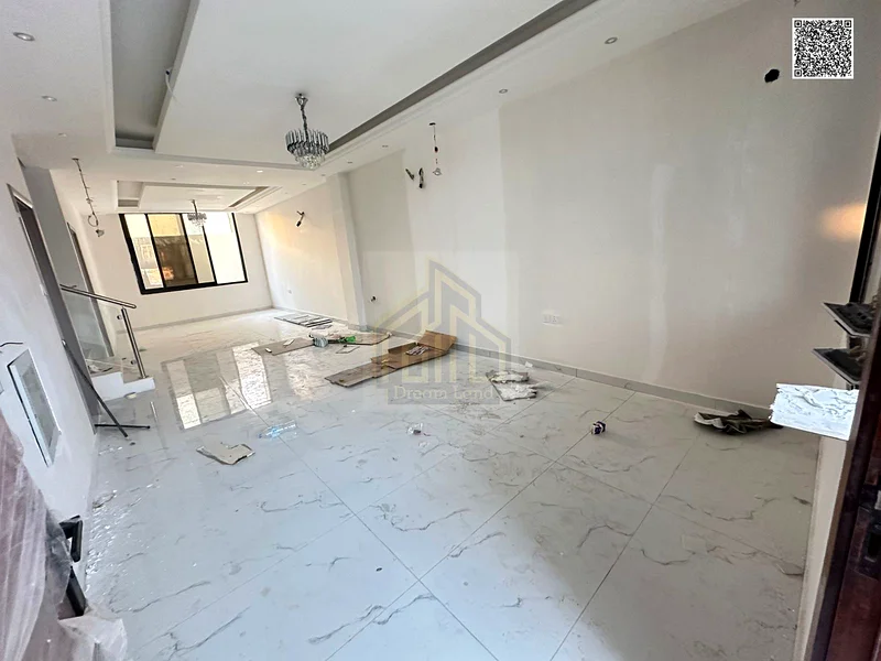 فيلا للبيع بسعر ممتاز وقابل للتفاوض، مع فناء كبير، ملكية حرة لجميع الجنسيات مدى الحياة، مع إمكانية سهلة63171750807683112