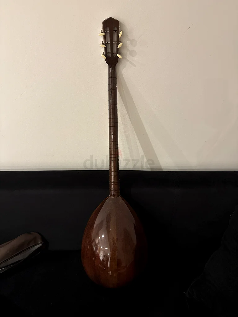 Authentic Oud: Traditional Musical Instrument for Sale63207396323330111