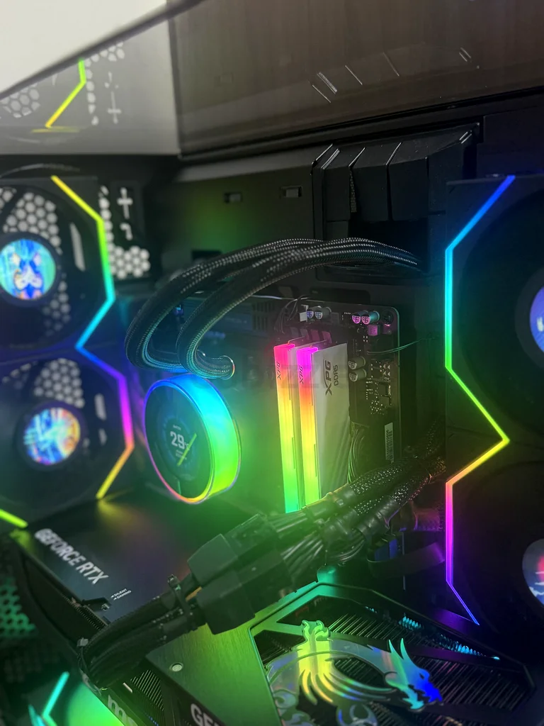 كمبيوتر ألعاب جديد كليًا من نوع Ryzen 9950X3D وRTX 5090، كمبيوتر للعرض المرئي، كمبيوتر لتحرير الفيديو، كمبيوتر للذكاء الاصطناعي63264091393282112