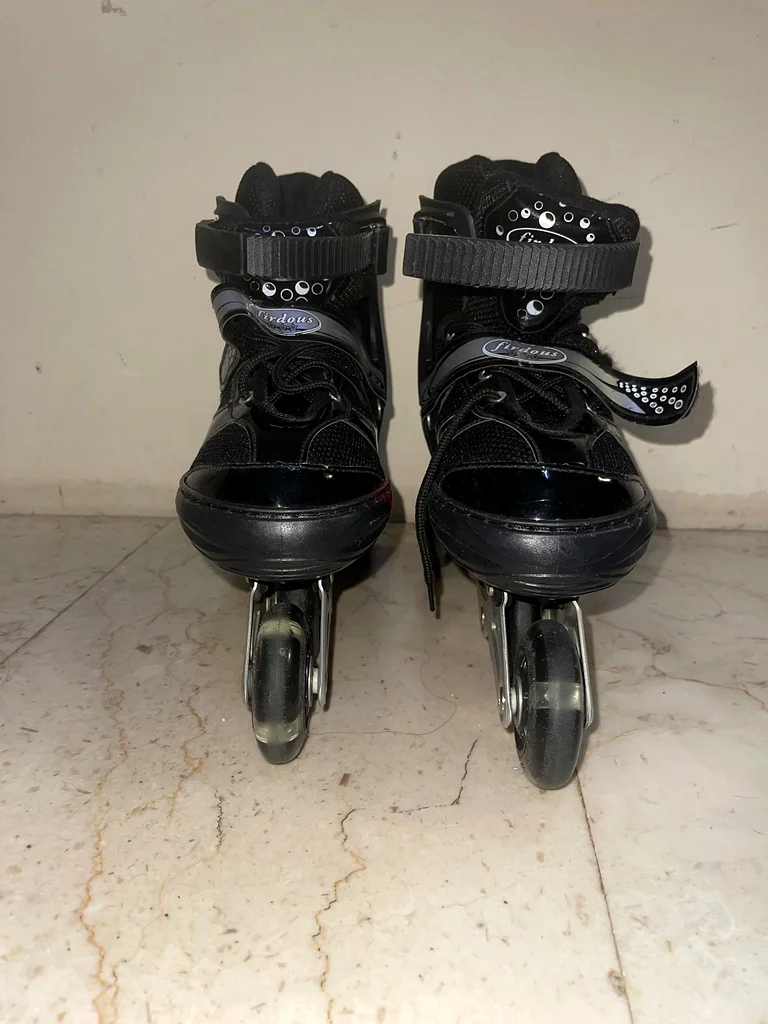 Skating Shoes For Sale ( Size : EU 39 - 42 )63246751986561111