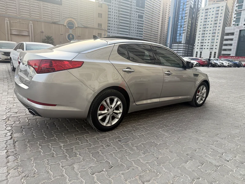 Kia Optima EX Panoramic low mileage63170837430401114