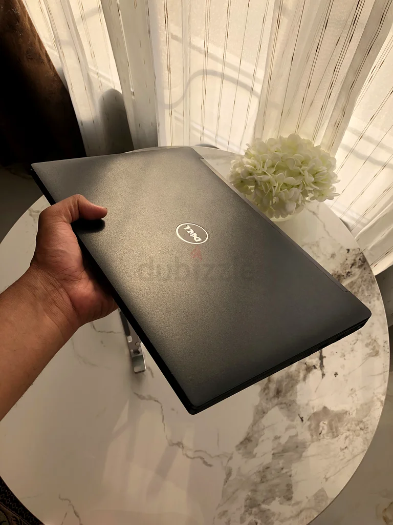 ديل لاتيتيود 7480 | i7 الجيل السابع | 8 جيجابايت رام | 256 جيجابايت إس إس دي | نظيف - (سعر ثابت)63165238641153113