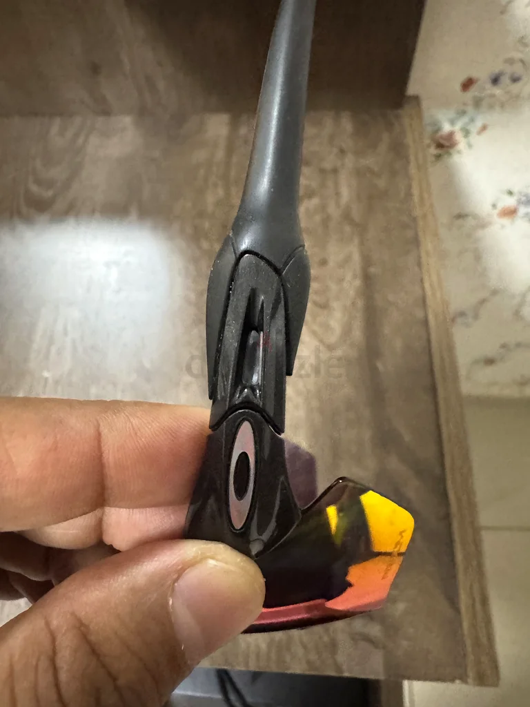 نظارات شمسية أنيقة من أوكلي للرجال!63240641077251110