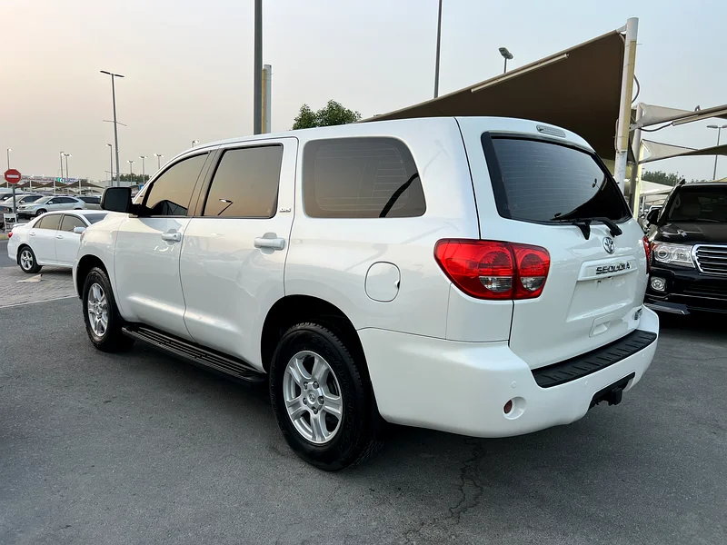 تويوتا اسكويا 2016 خليجي SR5 مكينه 5.7 حاله ممتازه محركات الوكاله63137336017154114