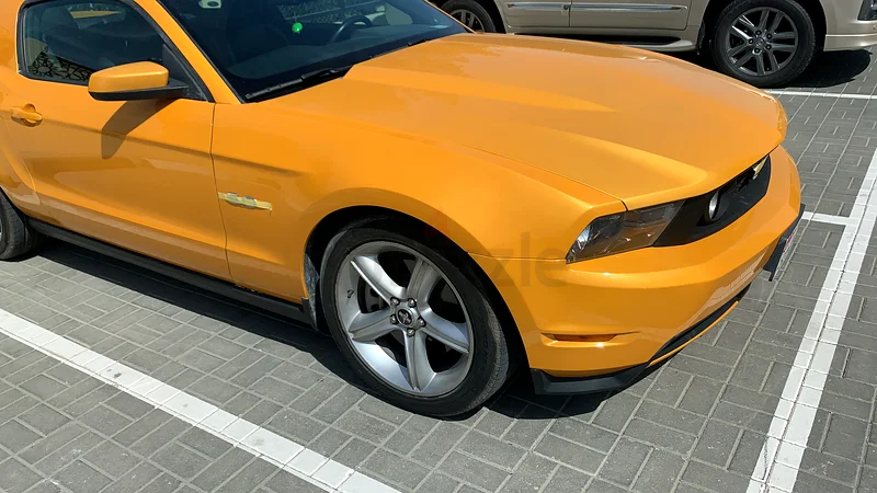 Ford Mustang GT Premium, 5.0. Maintained exclusively at Ford service center. Ford Mustang GT Premium63168972552961111