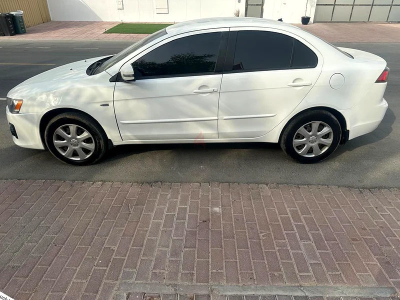 Moving out of the country  super clean condition car for arjernt for sale. Albarsha 263172650786178112