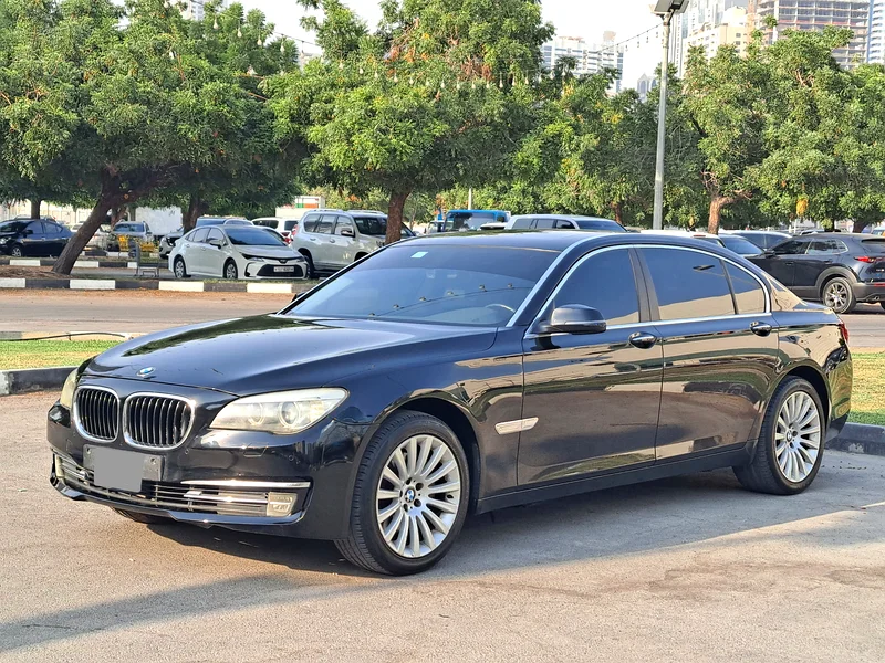GCC BMW 730LI  2014 V6 3.0L FULL OPTION63160610373250112
