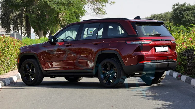 2024 JEEP GRAND CHEROKEE ALTITUDE 4X4 GCC 0Km with 3-year warranty or 60,000 km at official dealer63171297007873114