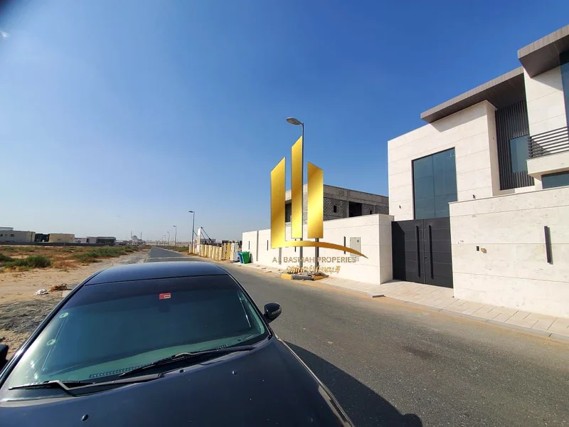 For sale luxury villa in Al-Raqaiba area63205837388418112
