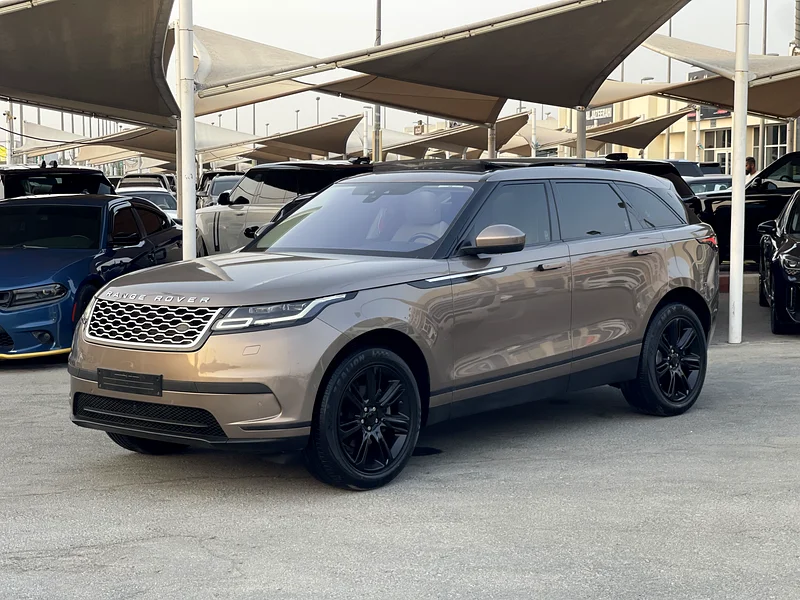 Range Rover Velar 2018 Gulf specification V4 with panoramic roof, good condition  
Kenwood screen, speed limiter, panoramic roof, leather electric seats63141171665666114