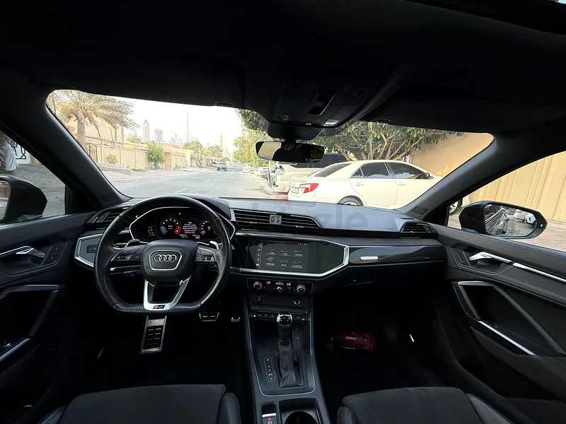Audi RSQ363227251143553114