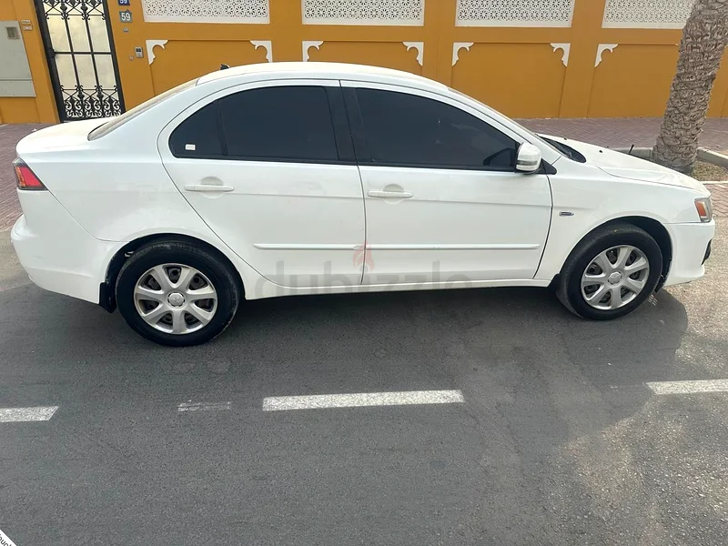 Moving out of the country  super clean condition car for arjernt for sale. Albarsha 263172650786178113