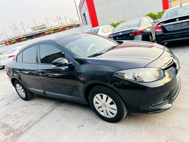 Car for sale 2015 Model Renault fluence63221302020738111