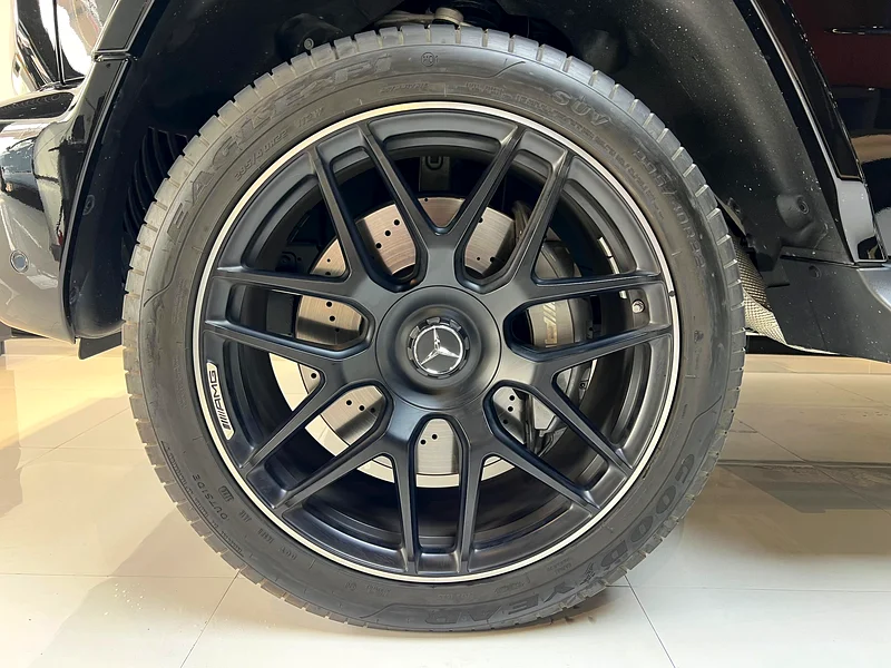 مرسيدس G63 AMG V8 2025، حزمة اللون الأسود المزدوجة، داخلي من ألياف الكربون63176618922370114