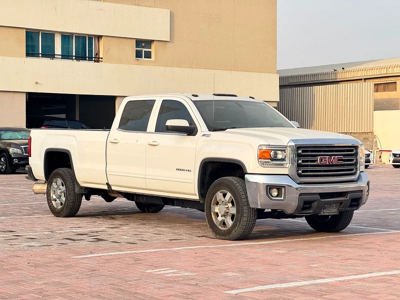 GMC Sierra double cabin 2018 4-Wheel Drive White GCC Clean Car63174775979267112