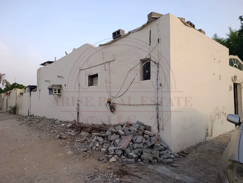 HOT DEAL !!! 4 EDROOMS VILLA FOR SALE IN AL GHUBAIBA SHARJAH63191569111169114