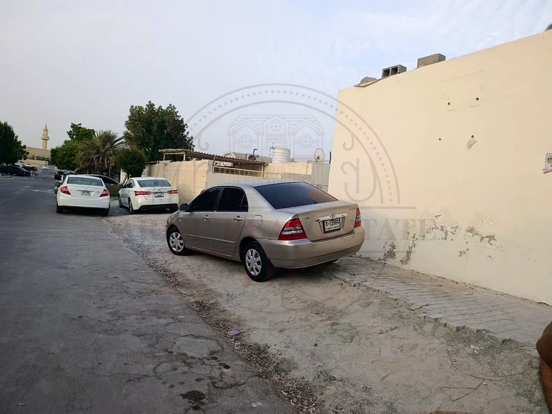 HOT DEAL !!! 4 EDROOMS VILLA FOR SALE IN AL GHUBAIBA SHARJAH63191569111169112