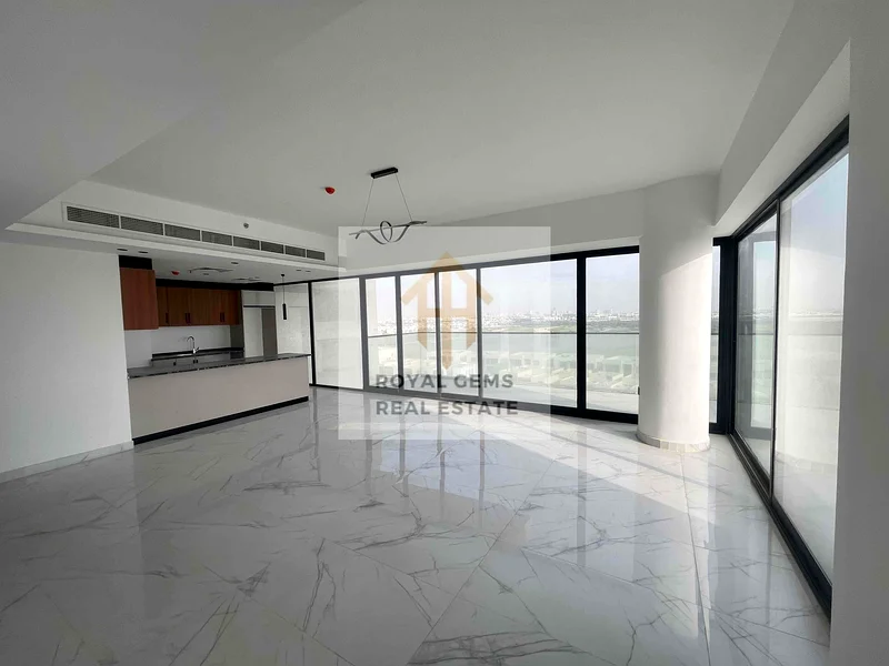 Golf View Luxury63256057712513111