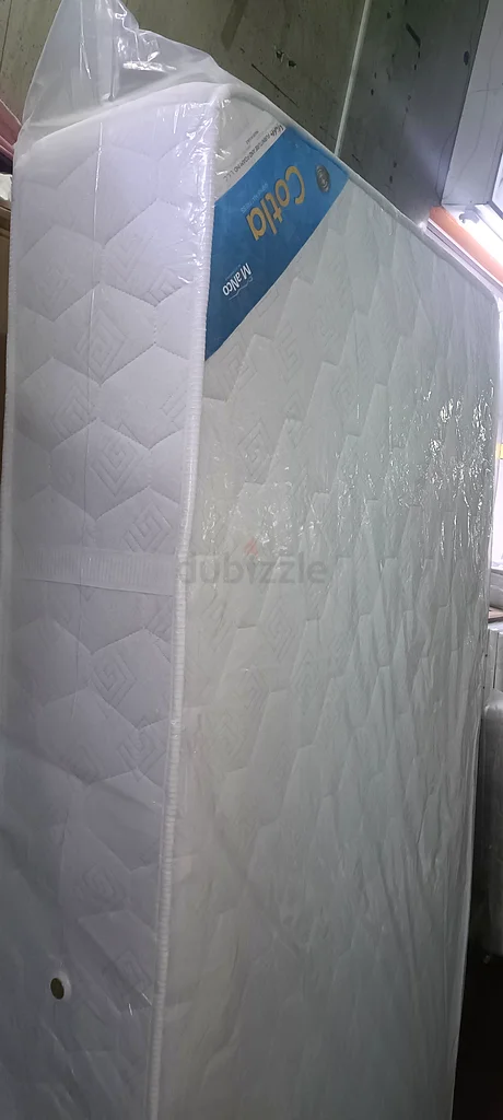 فراش مريح بحجم الملك 180x200x20 سم بنابض للبيع!63215372572675111