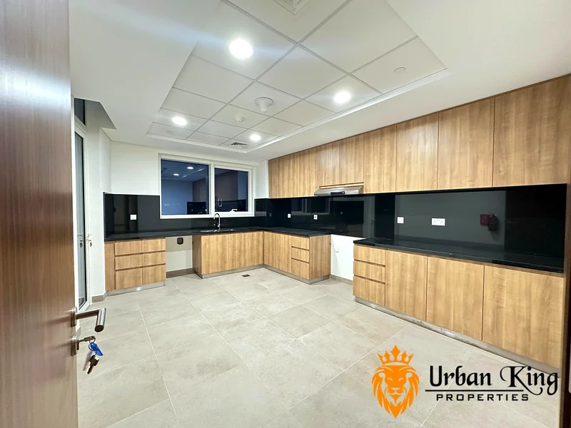 Luxury Spacious | Balcony | Upcoming Unit | All Amenities63739554856707113