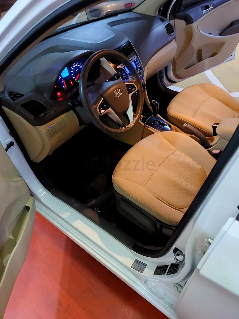 2012 Hyundai Accent for Sale – Well-Maintained  Fuel-Efficient63152290555522110