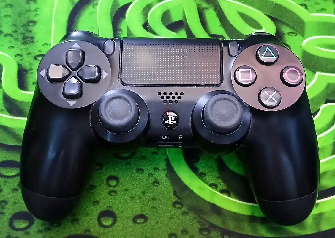 Original PlayStation 4 Dual Shock 4 Controller