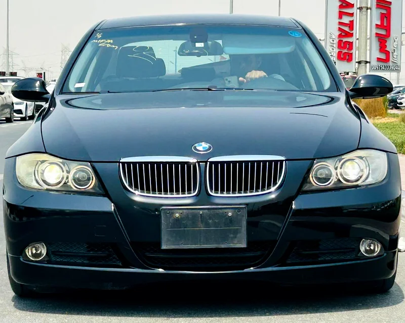 بي إم دبليو 323i | 2006 | وثيقة نظيفة | استيراد حديث من اليابان63232620236931111